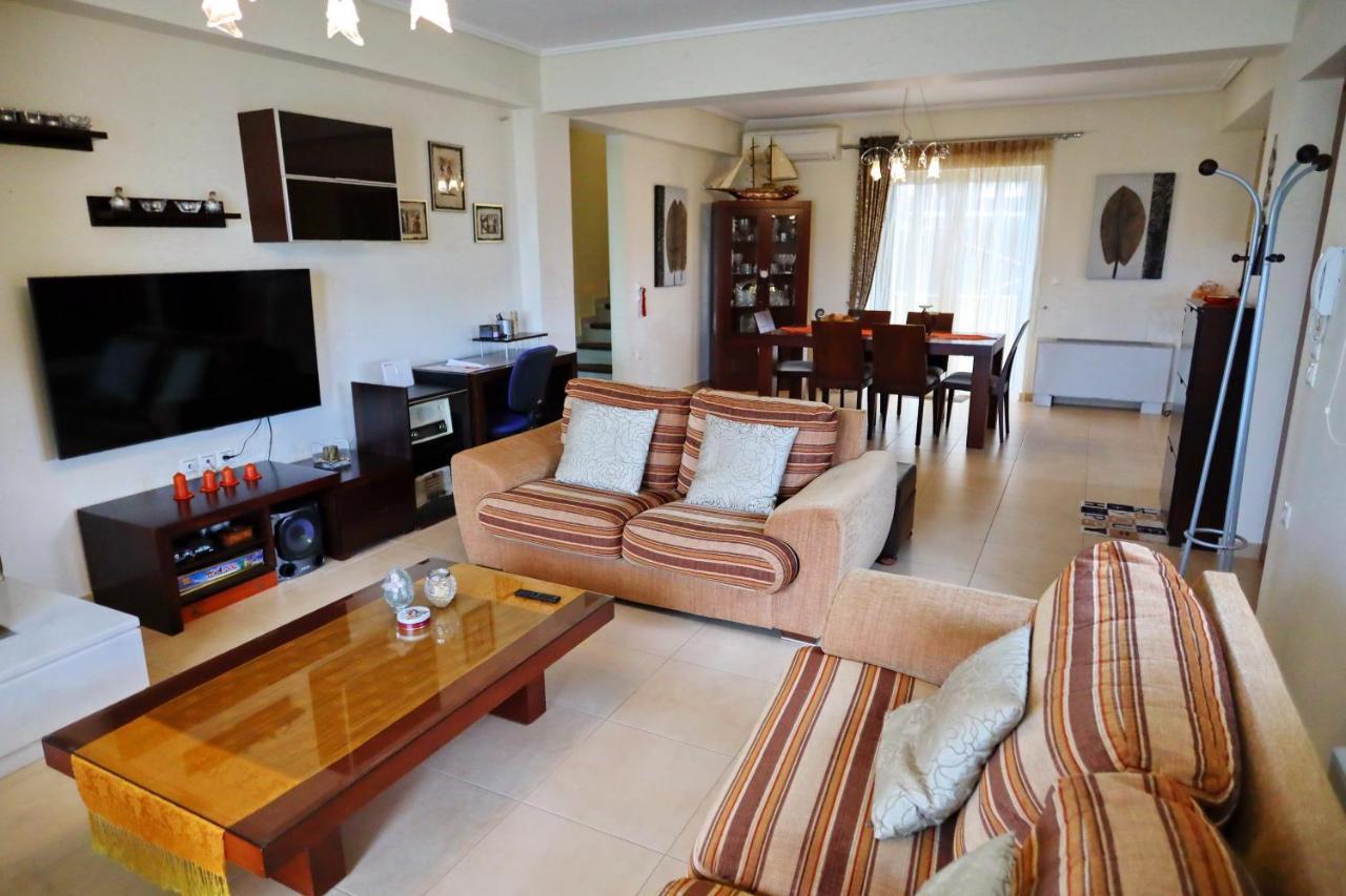 Fou'S Luxury Apartment Nafpaktos Bagian luar foto