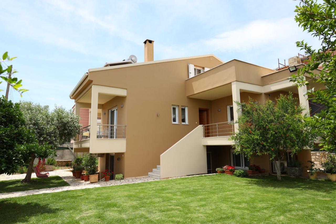Fou'S Luxury Apartment Nafpaktos Bagian luar foto