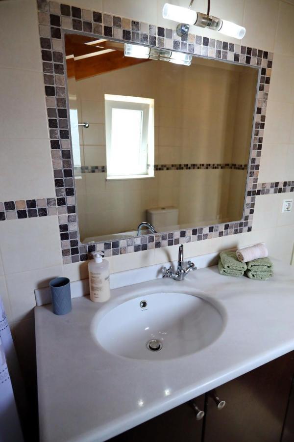 Fou'S Luxury Apartment Nafpaktos Bagian luar foto